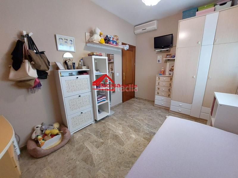 Foto cf924413-f7df-4ff6-8e3c-3d250759229d. Haus mit parking in Ciudad Jardín - Zoco Córdoba