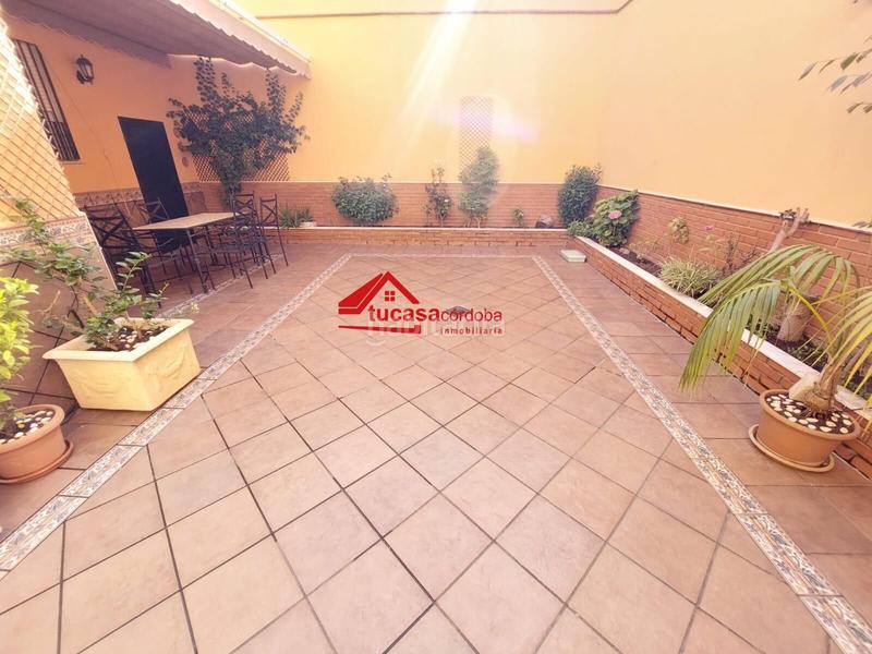 Foto ff09730b-9a6e-4f06-a9dd-84861aa018c3. Haus mit parking in Ciudad Jardín - Zoco Córdoba