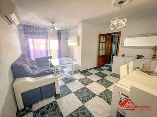 Appartamento in Fuensanta- Arcángel. Pisazo en exclusiva en la fuensanta con terraza y excelente dist