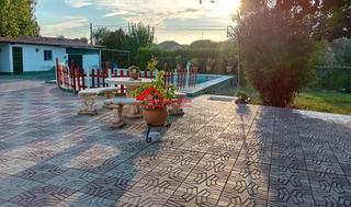 Mas à Paraíso Arenal - La Colina. Espaciosa casa hipotecable con terreno y piscina en la colina to