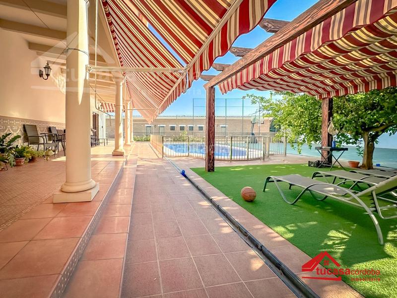 Foto 2992434a-9a37-48dd-ac4c-972f2133dabf. Chalet mit heizung parking pool in El Brillante -El Naranjo - El Tablero Córdoba