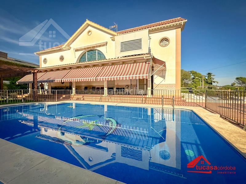 Foto 4b71a195-5559-45f8-b8e9-5fa8a0bfdea3. Chalet mit heizung parking pool in El Brillante -El Naranjo - El Tablero Córdoba