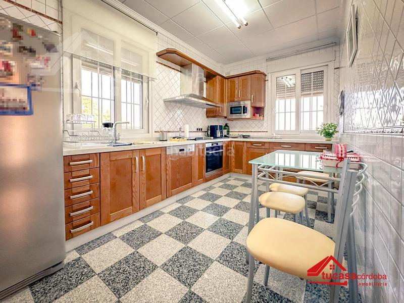 Foto 63236900-6a7a-4244-a340-b5752ca8111c. Chalet mit heizung parking pool in El Brillante -El Naranjo - El Tablero Córdoba