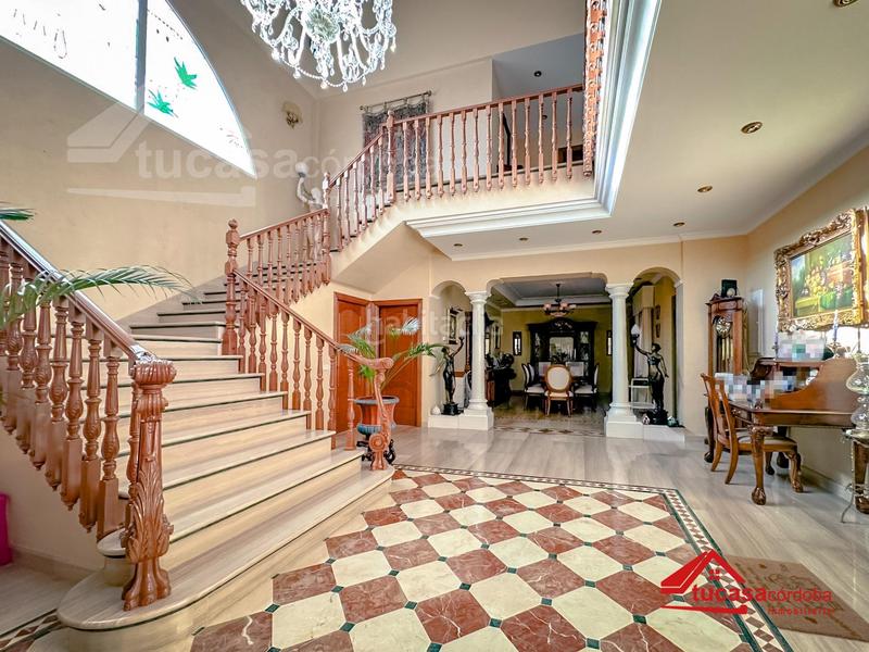 Foto 65e034bb-49af-4a13-9705-44d88721fc2d. Chalet mit heizung parking pool in El Brillante -El Naranjo - El Tablero Córdoba