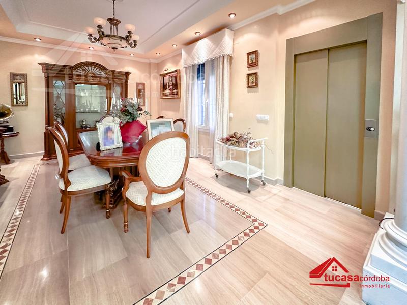 Foto 72576fa7-54c0-4ea4-8ea3-10d56e5a8639. Chalet mit heizung parking pool in El Brillante -El Naranjo - El Tablero Córdoba