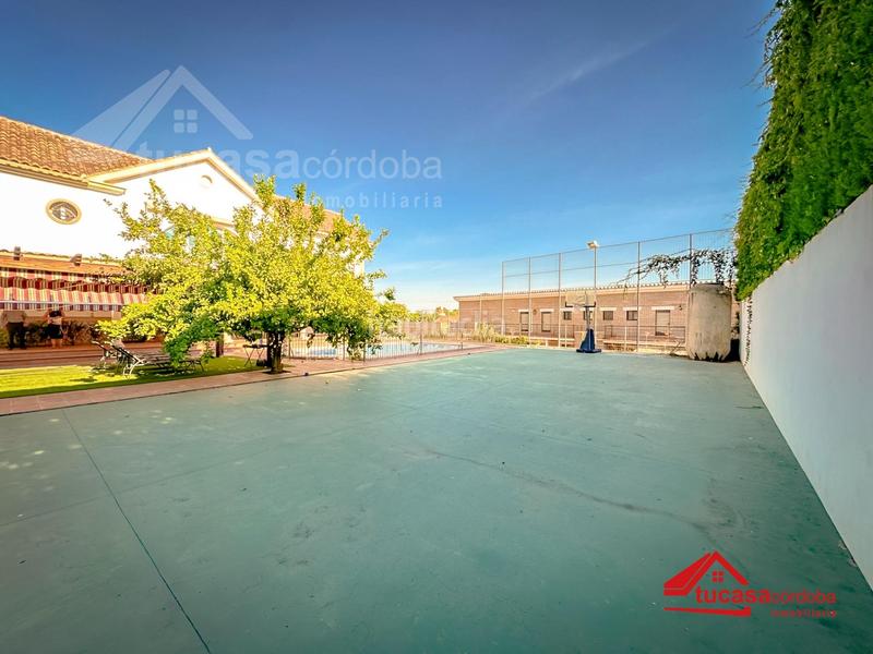 Foto 8067407d-6c9e-4852-bf67-9fe5cadb1403. Chalet mit heizung parking pool in El Brillante -El Naranjo - El Tablero Córdoba