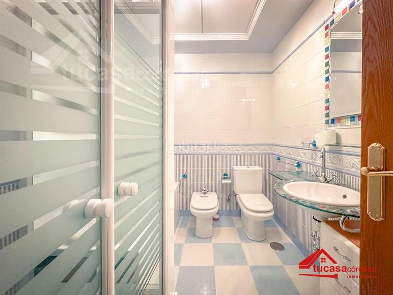 Foto ce89a1c0-ee53-4106-8a27-7791bd0af7ec. Chalet mit heizung parking pool in El Brillante -El Naranjo - El Tablero Córdoba