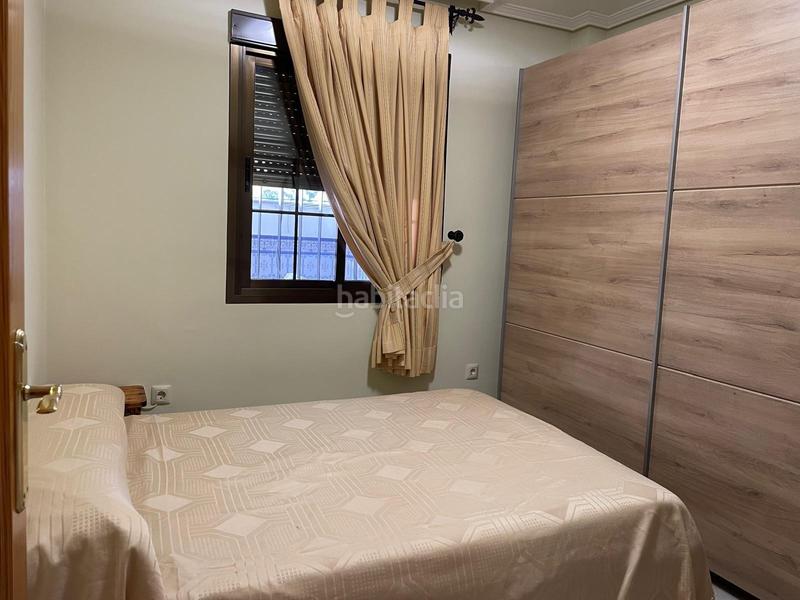 Foto 4c074604-a681-4346-885c-71f90ef6a7b6. Casa amb calefacció aparcament a Poniente-Norte - Miralbaida - Parque Azahara Córdoba