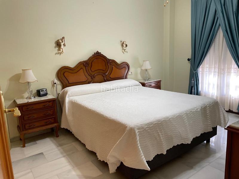 Foto f8fc0f96-6af6-4dfe-99a9-8e5519fb9836. Casa amb calefacció aparcament a Poniente-Norte - Miralbaida - Parque Azahara Córdoba