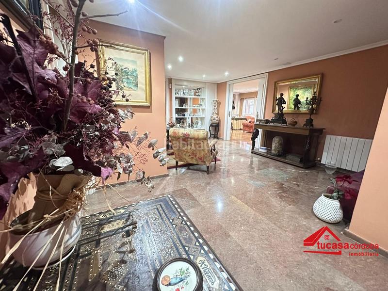 Foto 0cb537f9-212f-45d6-8525-95ad9cb36f3a. Flat with parking in Centro Córdoba