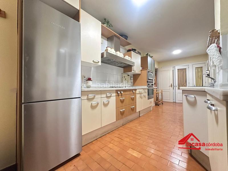 Foto 3b17b351-135b-426b-ae12-9963d6284405. Flat with parking in Centro Córdoba