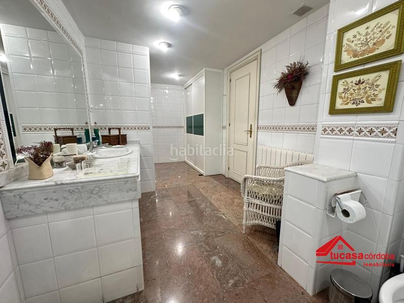 Foto ba5dde44-56c1-4790-8904-a976656ea8b9. Flat with parking in Centro Córdoba