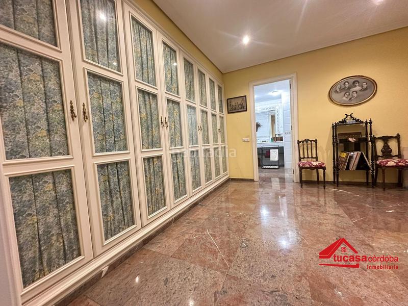 Foto f1f7fcae-5ac5-4e6b-9ae8-3b4ef4ebf3e3. Flat with parking in Centro Córdoba