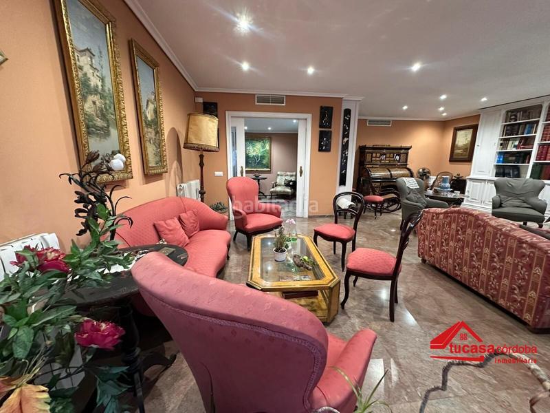 Foto fd8b3a16-0261-4882-93a3-e9948adfcae1. Flat with parking in Centro Córdoba