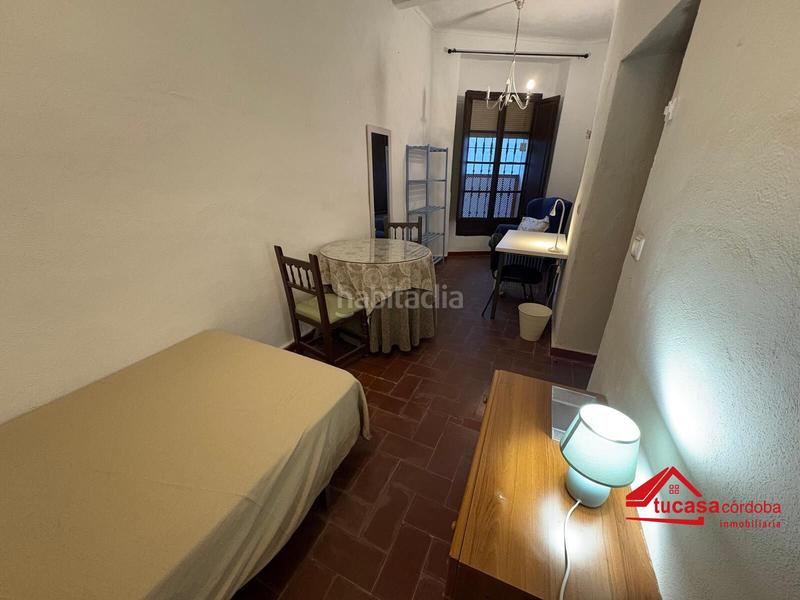 Foto 101d2eea-84a8-4312-86a1-13c633d275d4. Casa a casco histórico - ribera - san basilio Córdoba