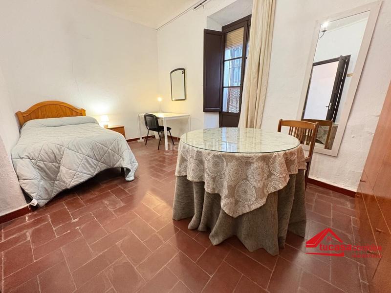 Foto 26414c1c-fbfa-4d7e-921a-f96ff0478271. Casa a casco histórico - ribera - san basilio Córdoba