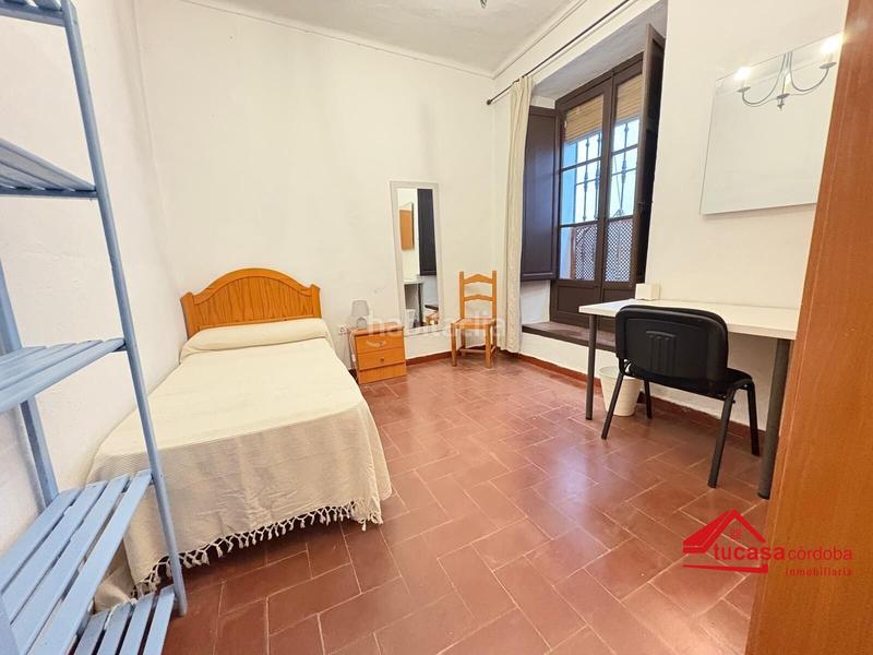 Foto 8c4f570d-05f1-49e4-b588-f64b86f2ab75. Casa a casco histórico - ribera - san basilio Córdoba