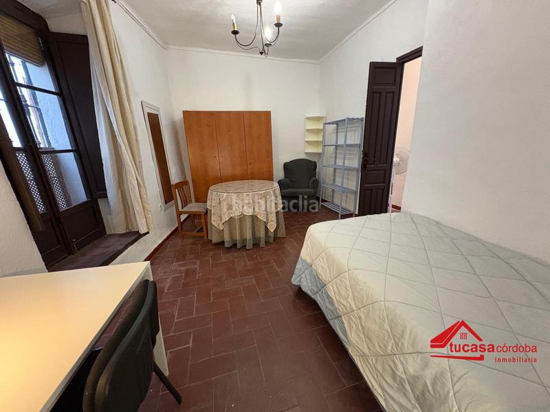 Foto cbb98461-72bb-43b0-a888-b1a1c342ca75. Casa a casco histórico - ribera - san basilio Córdoba