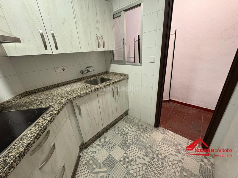 Foto fed02349-182c-44eb-b3c3-be1c216b2891. Casa a casco histórico - ribera - san basilio Córdoba