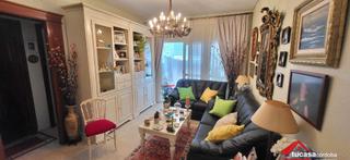 Pis a Viñuela - Rescatado. Piso exterior y luminoso en jesús rescatado  con terraza