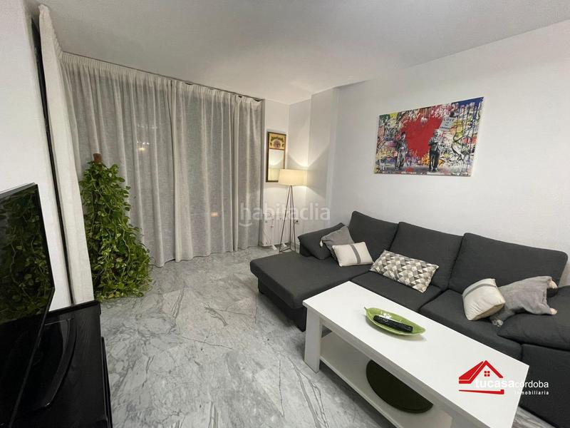 Foto 1f6f3c2a-08b7-4a9d-b459-e92a7c402cb4. Appartamento con parcheggio in Ciudad Jardín - Zoco Córdoba