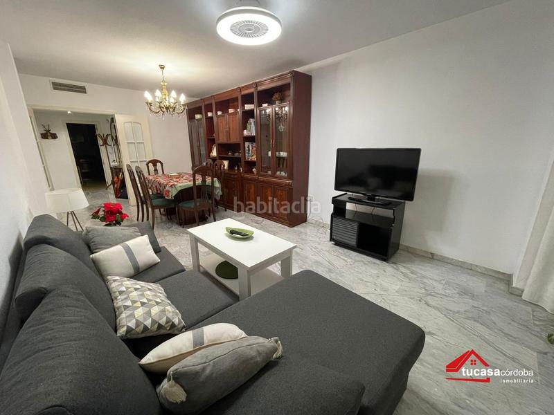 Foto 626079ed-7b37-406e-a541-67929275805d. Appartamento con parcheggio in Ciudad Jardín - Zoco Córdoba