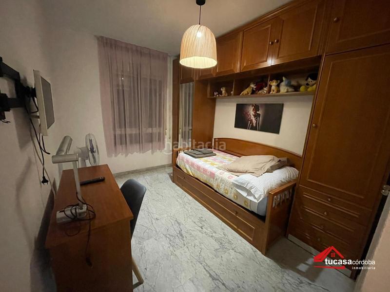 Foto 707ba239-97d8-4bb2-908a-5ec9c0122370. Appartamento con parcheggio in Ciudad Jardín - Zoco Córdoba