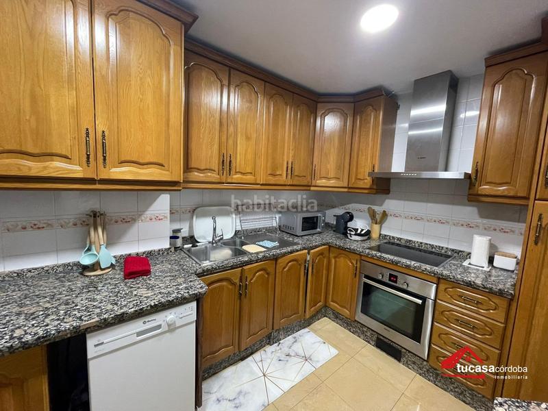 Foto fc924267-1761-4180-9f23-9048d404d14d. Appartamento con parcheggio in Ciudad Jardín - Zoco Córdoba