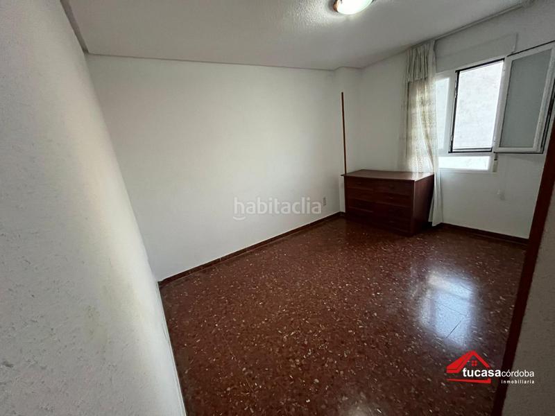 Foto 078caf8e-bac4-4f41-b83e-cf2c7ab3ff77. Appartamento con parcheggio in Ciudad Jardín - Zoco Córdoba