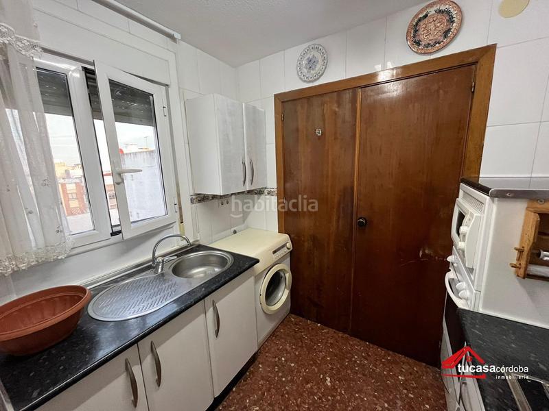 Foto 5b89a8b0-dc9a-452e-ad17-407e5f0384e1. Appartamento con parcheggio in Ciudad Jardín - Zoco Córdoba