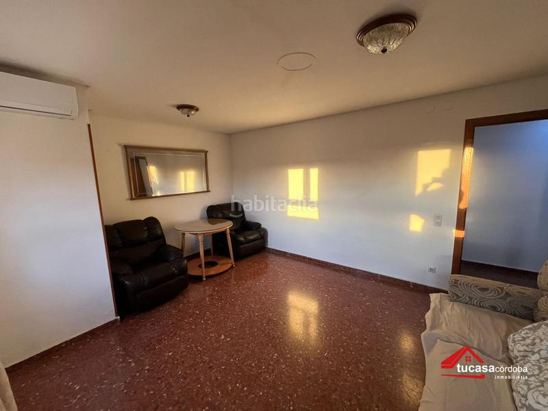 Foto 5c1a56b7-2400-4018-8daf-9365edb78ee0. Appartamento con parcheggio in Ciudad Jardín - Zoco Córdoba