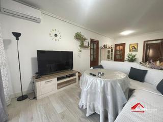Etagenwohnung in Campo de la Verdad - Miraflores. Pisazo reformado con terraza y grandes vistas en sector sur  lis