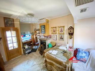 Casa a Campo de la Verdad - Miraflores. Gran casa de nueva construcción en campo de la verdad