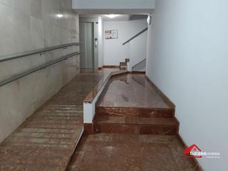 Piso en Huerta de la Reina - Trassierra. Oportunidad en huerta de la reina piso amplio y exterior