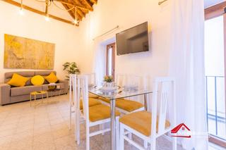 Appartamento in Casco Histórico  - Ribera - San Basilio. Oportunidad en el casco histórico piso de 97m2 con 2 baños en pr