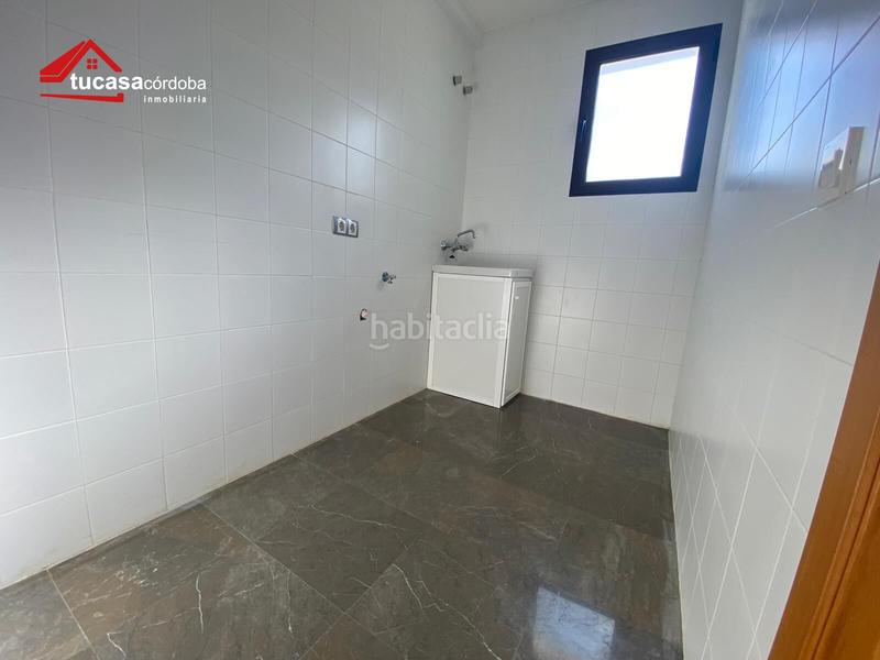 Foto 4cc31b46-89b0-4899-bd99-fba729d26d23. Casa adossada amb aparcament a Alcolea Córdoba