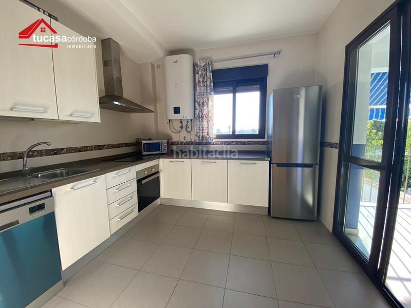 Foto aedc0dc7-dfc2-4bda-8f1f-91b38d3aab77. Casa adossada amb aparcament a Alcolea Córdoba