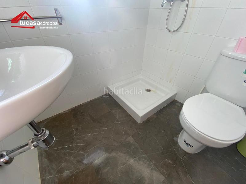 Foto af7cece9-09c2-4556-ab81-372a4c671cf4. Casa adossada amb aparcament a Alcolea Córdoba