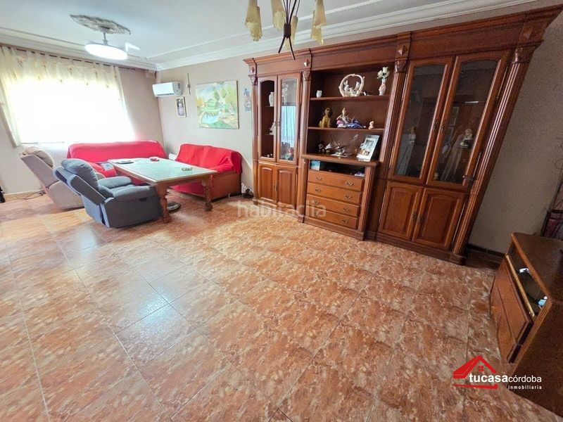 Foto c3c4e4e4-857e-4503-8166-09dc3402606e. Casa amb aparcament a Villarrubia Córdoba
