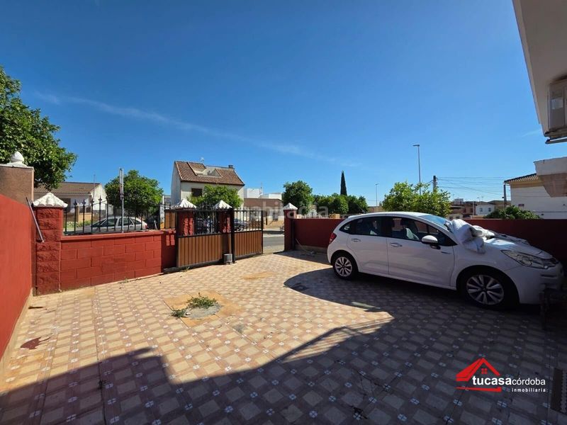 Foto ea20bbba-4d84-47d7-a711-a63919e3dd85. Casa amb aparcament a Villarrubia Córdoba