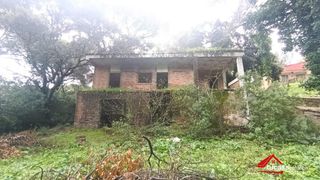 Casa in Las Jaras. Exclusiva! casa con terreno y pozo en trassierra, siete fincas n