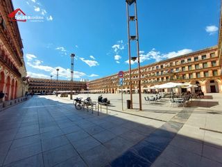 Local Comercial a Casco Histórico  - Ribera - San Basilio. Ojo inversores! local en san pedro  junto a la corredera  50 m2
