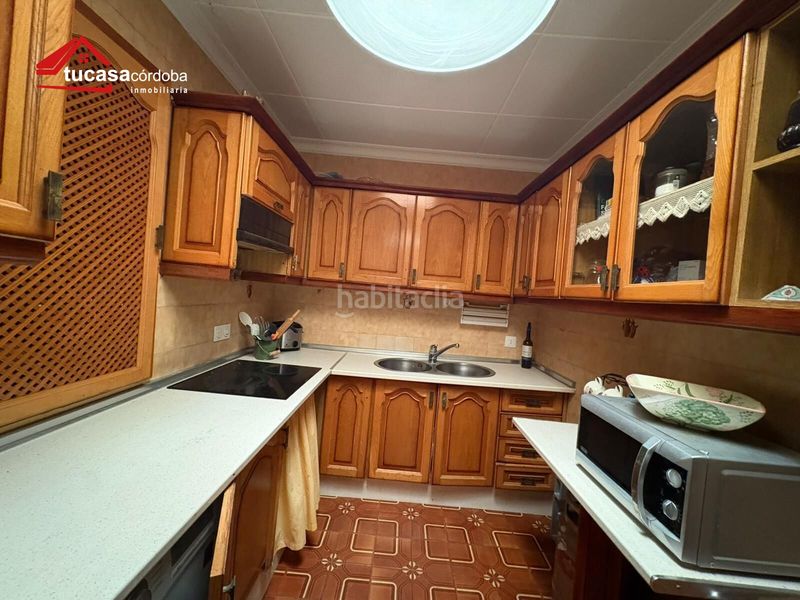 Foto b93460a0-808e-46f8-aff5-73c0155cb3ba. Casa amb aparcament a Santa Cruz Córdoba