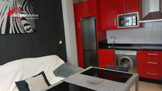 Ground floor in Huerta de la Reina - Trassierra. Planta baja junto a renfe  patio privado y trastero de 20m2  hue