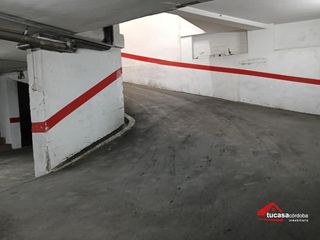 Aparcament cotxe a Centro. No pierdas esta plaza de garaje en el centro de córdoba