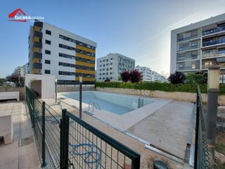 Piano terra in Poniente-Norte - Miralbaida - Parque Azahara. Planta baja adaptada en hipercor  gran patio privado  parking pa