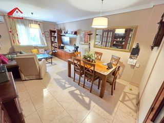 Piso en Ollerías - San Cayetano. Oportunidad única en el carmen  almogávares!