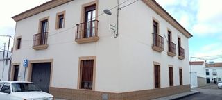 Haus in Carlota (La). Espectacular casa con ascensor, cochera, almacén y  5 dormitorio
