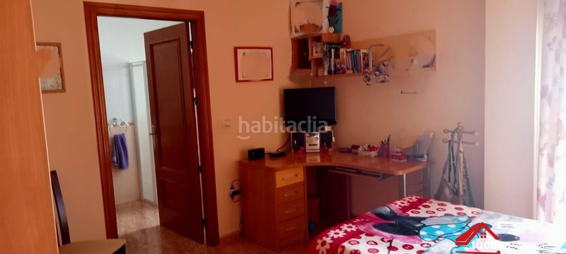 Foto df3d913c-5603-49e3-82bc-81571a02036f. Casa amb aparcament a Carlota (La)