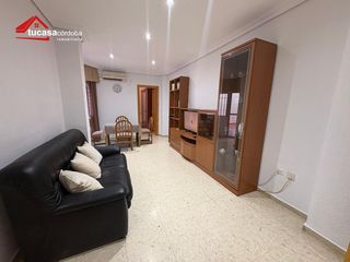 Piano terra in Fátima - Levante. Entreplanta con patio de 30 m2 en fátima  3 dormitorios  reforma